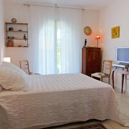 Lou Penequet Villa
